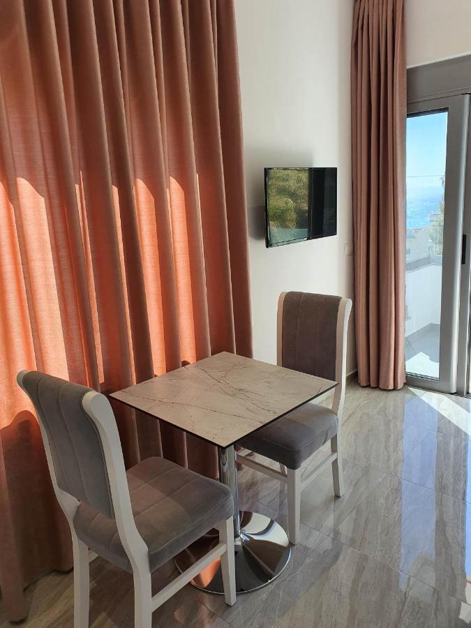The Sunset View Apartment Sarande Exterior photo